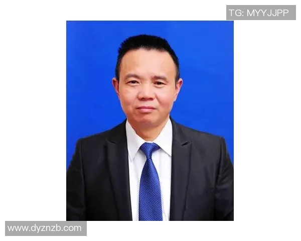 滑板人生的深度对话:刘军如何在挑战中追寻自由与梦想 滑板人生的深度对话:刘军如何在挑战中追寻自由与梦想