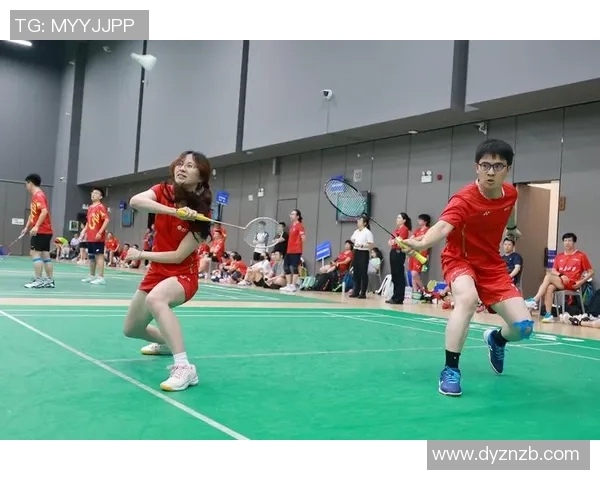 上海羽毛球队战术解析与提升策略探讨助力竞技水平的全面提升 上海羽毛球队战术解析与提升策略探讨助力竞技水平的全面提升