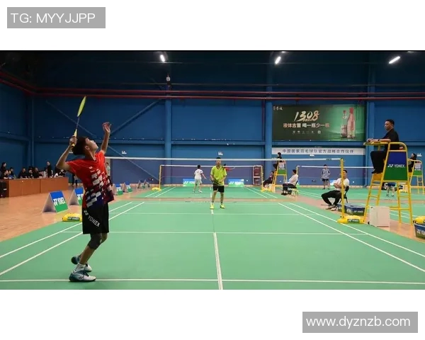 成都羽毛球队与上海羽毛球队赛后复盘分析灵活性对比及战术启示 成都羽毛球队与上海羽毛球队赛后复盘分析灵活性对比及战术启示