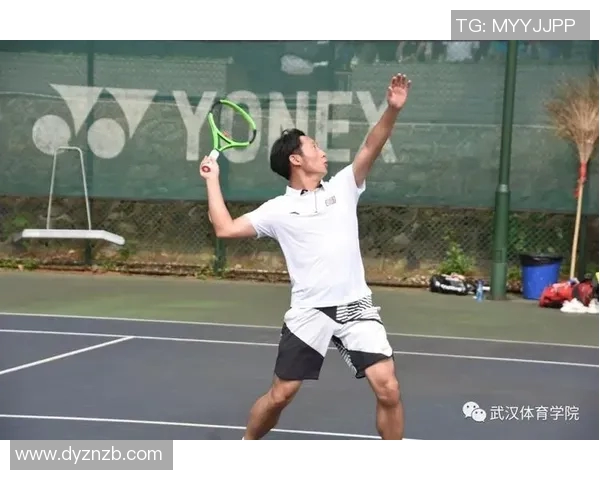 重庆网球队状态分析:聚焦近期比赛表现与未来发展方向 重庆网球队状态分析:聚焦近期比赛表现与未来发展方向